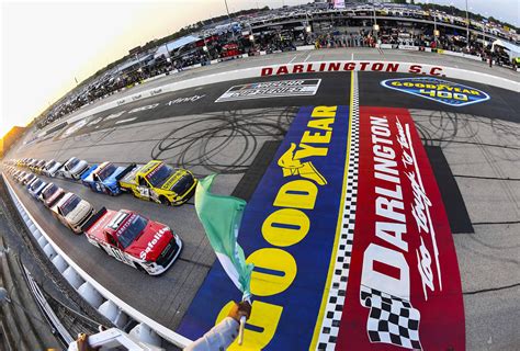 Darlington Raceway Race Results, Lineup .